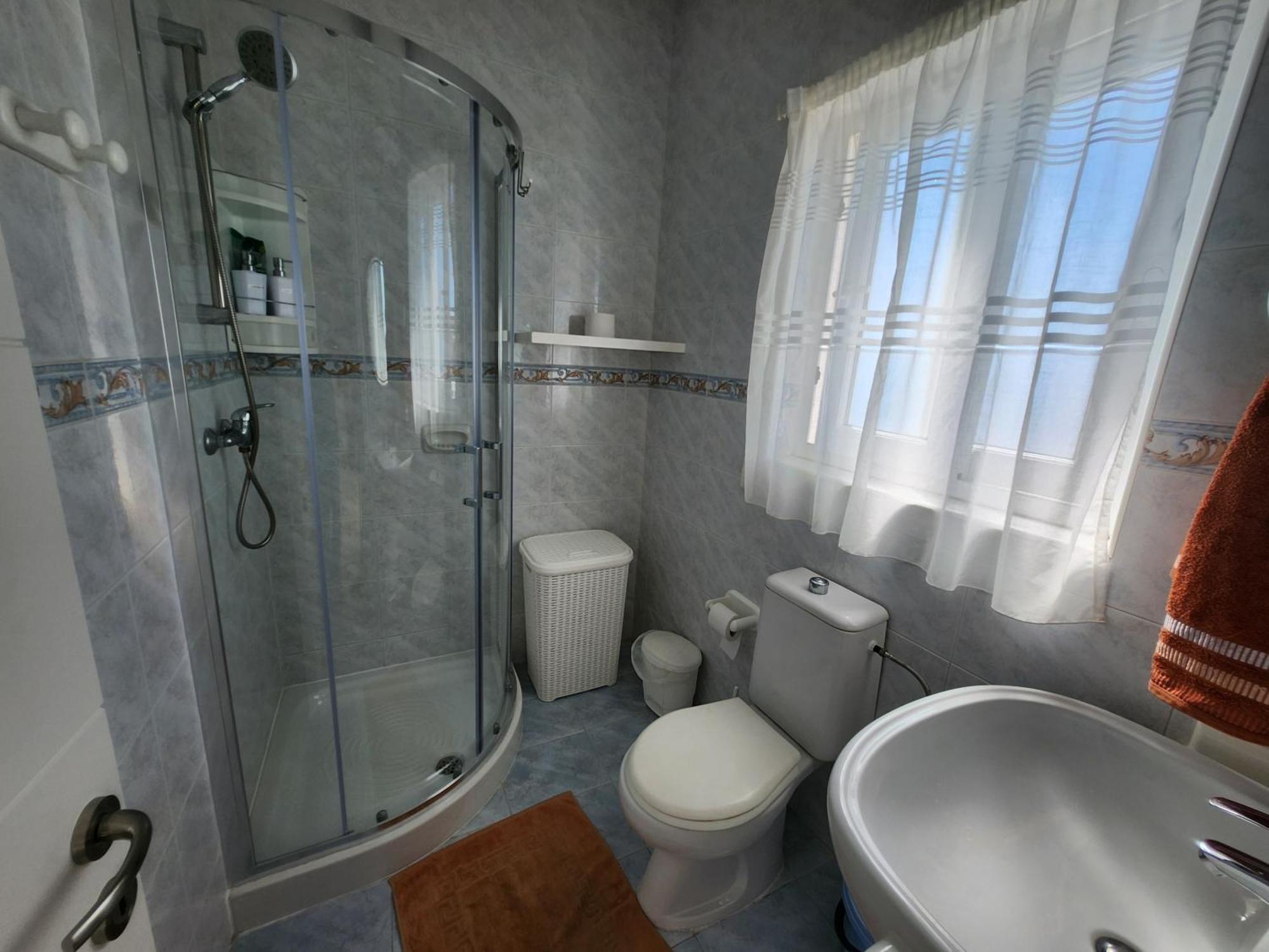 Riviera Holiday Apartments - Seafront - Wifi Marsaskala Rum bild
